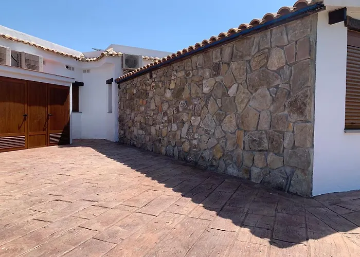 Apartamentos Villa Pirata Tarifa