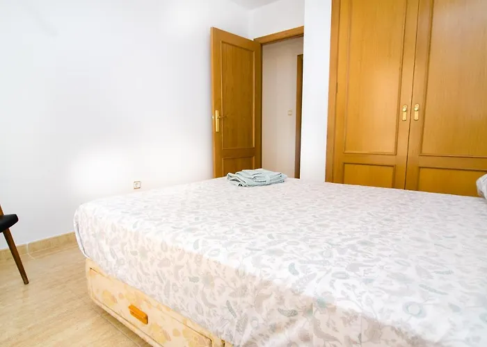 Apartamento de 4 dormitorios a tan sólo 2,5 km de la Playa San Juan