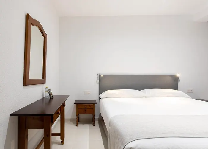 Hostal La Costa