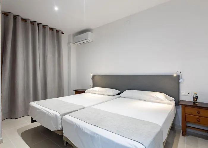 Hostal La Costa