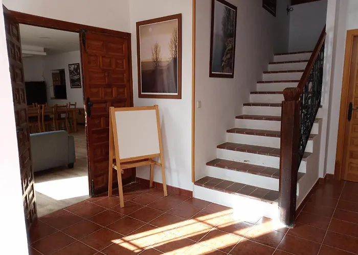 Albergue Fresno de Cantespino - La Tormenta