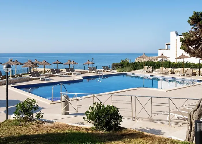 Alua Suites Las Rocas Cala d'Or 