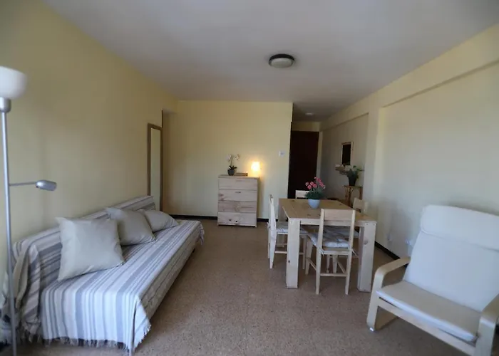 El Faro Apartaments Platja Llarga-Les Salines-Tgn