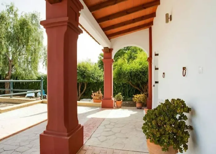 Casa rural Mijas. Cerca playa y montaña con jardín