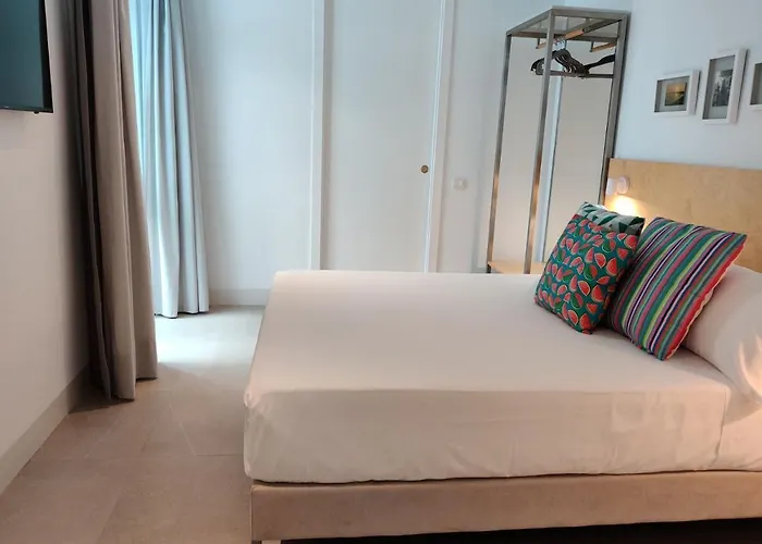 Apartamentos y estudios céntricos Conil Home Suite