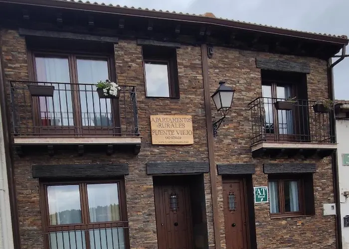 Puente viejo de Buitrago casa Fresno