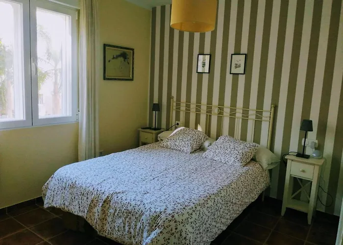 At The Center & Very Close To The Paseo Beach, With Double Garage, Renovated And Fully Equipped Apartment