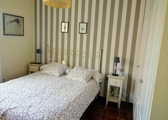 At The Center & Very Close To The Paseo Beach, With Double Garage, Renovated And Fully Equipped Apartment