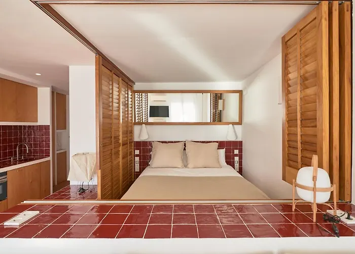 Beachfront Suite In Cadaques Center