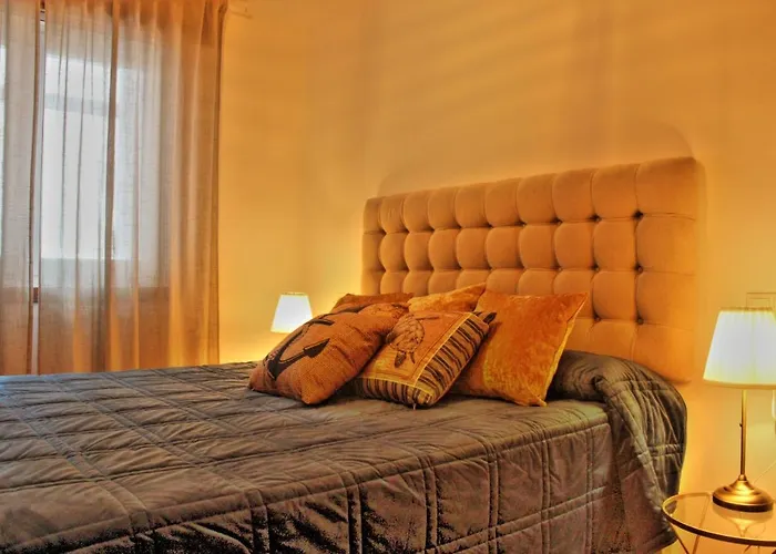Malpica Greek Home