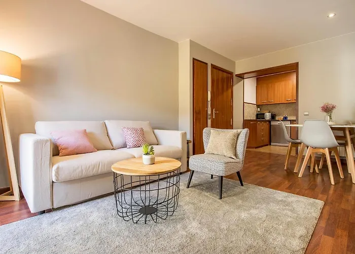 Up Rooms Banyoles