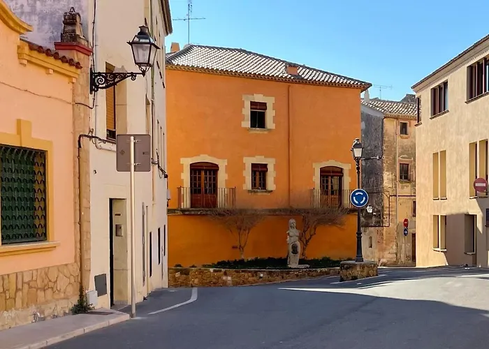The Corner House Of Altafulla - A Stroll From The Beach, In The Heart Of The Old Town