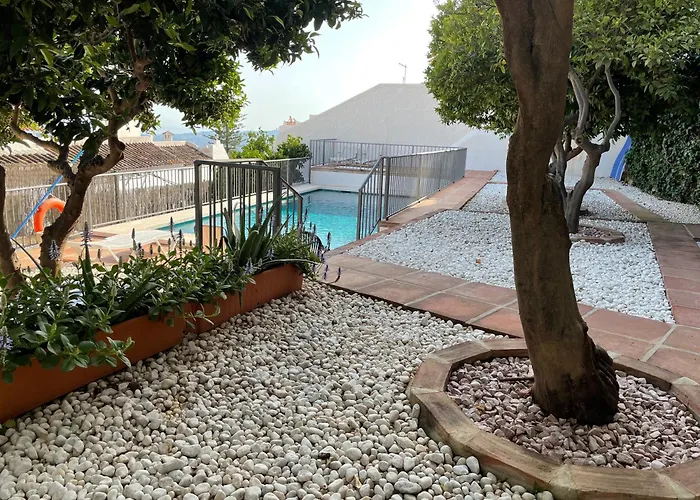 EL PARAISO, Apartamento en Mijas Pueblo con bonitas vistas a la costa y con piscina