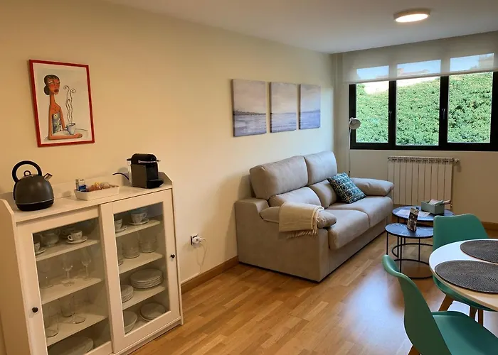 Vivienda turística Las Cigüeñas con parking