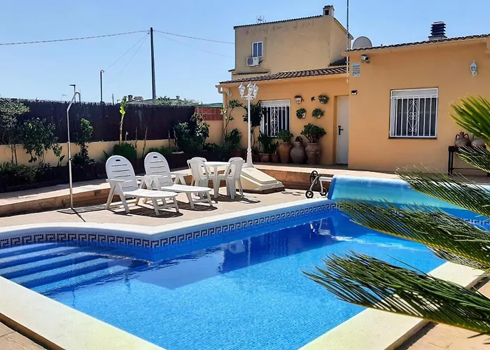 Chalet Con Piscina Privada Y Barbacoa