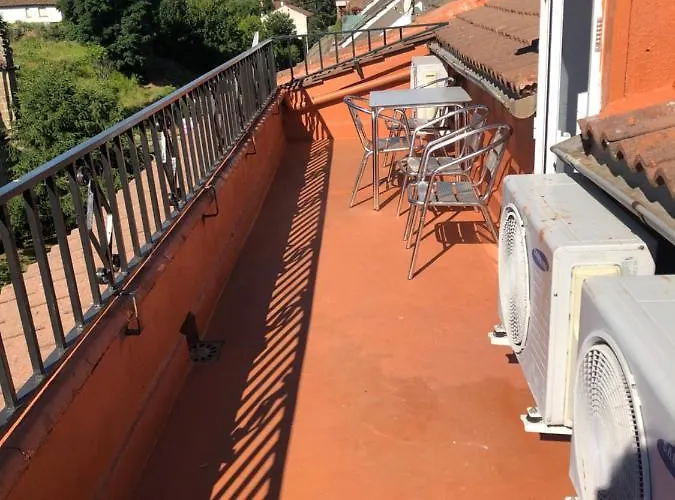 Apartamento Turistico Atico La Taberna