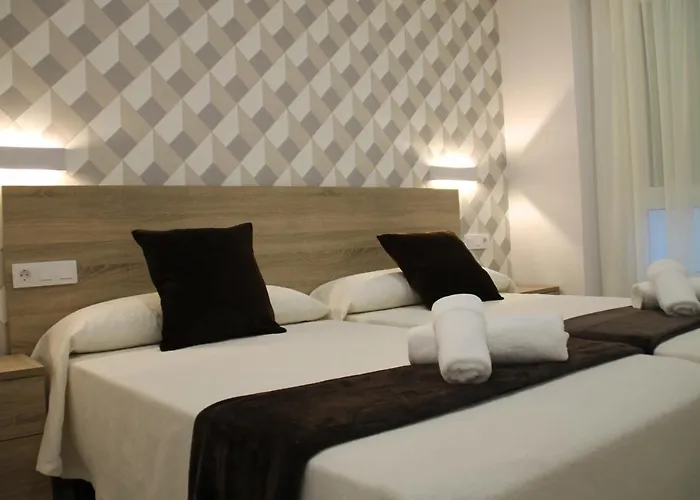 Baixo A Lua Rooming