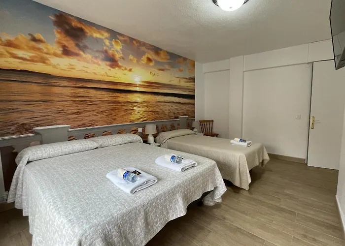 Hostal Monreal