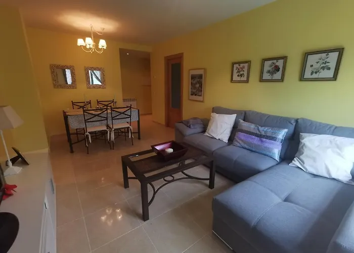 Apartamento de 3 dormitorios con piscina - Riaza Vacacional