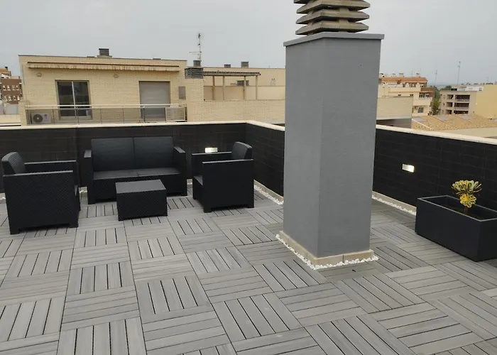 Atico con hidromasaje, terraza y piscina en EbreHogar