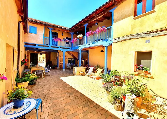 Albergue Villares de Orbigo, Albergue de Peregrinos