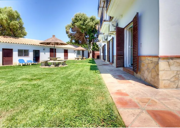 Apartamentos Costa Trafalgar