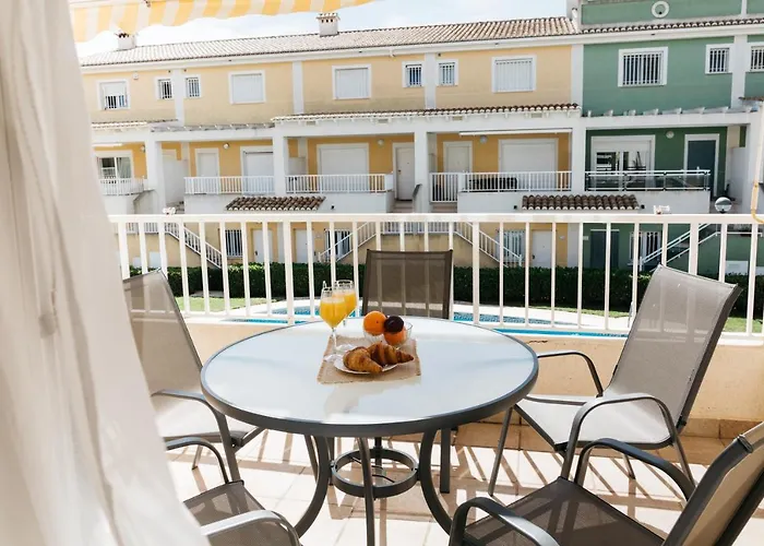 Townhouse With Terraces And Communal Pool