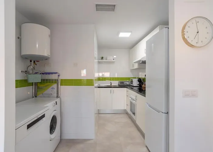Nuevo y moderno apartamento con aire acondicionado - El Cid 4