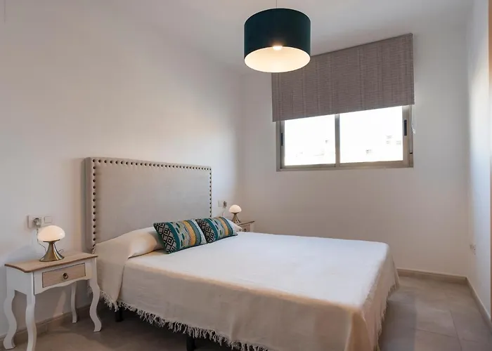 Nuevo y moderno apartamento con aire acondicionado - El Cid 4
