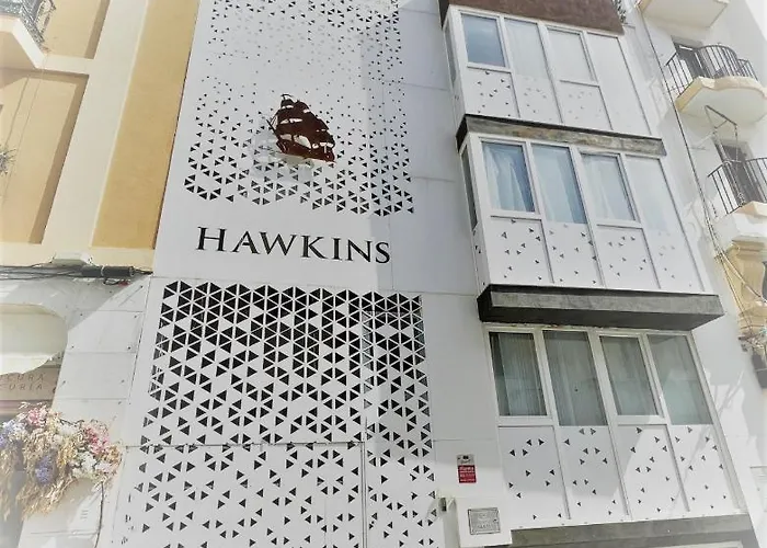 Suite By Hawkins Exterior Bb