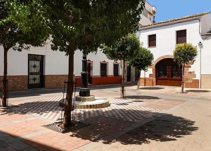 Apartamentos Casa del Arco de 2 a 6 personas