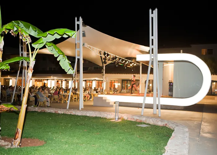 Aparthotel Isla De Cabrera