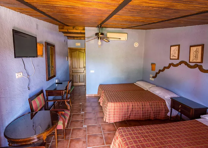 Hotel Rural El Cortijo