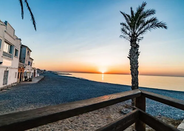 Nuevo apartamento en playa con aire acondicionado MASBO 3