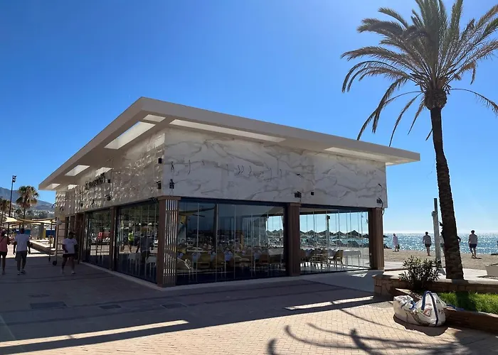 Moderno Apartamento en Primera línea Paseo Marítimo Fuengirola