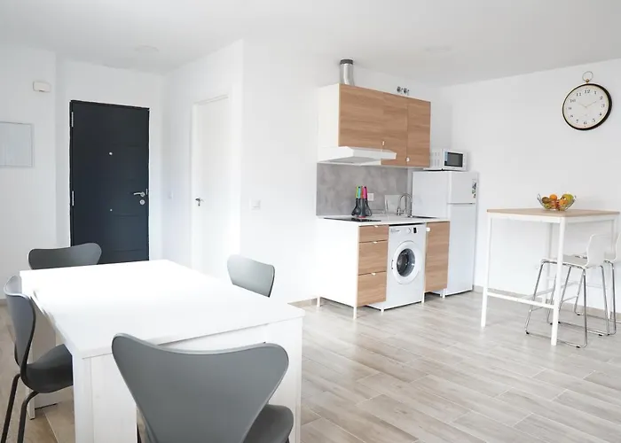 Apartamentos Turísticos San Miguel Arcángel, S.L.