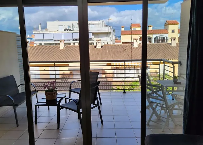 Nuevo apartamento con A A a 2 minutos de la playa MASBO 2