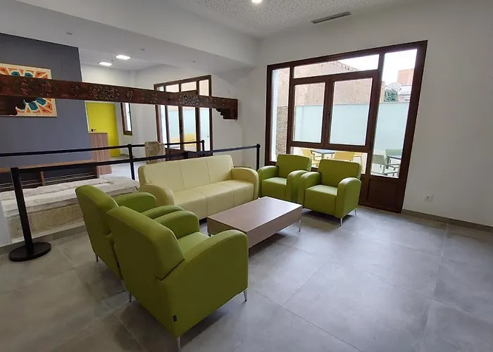 Palacio Real Hostel