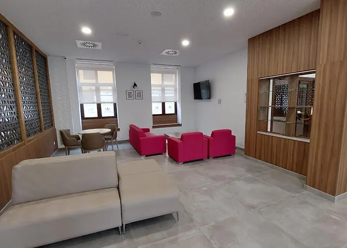 Palacio Real Hostel