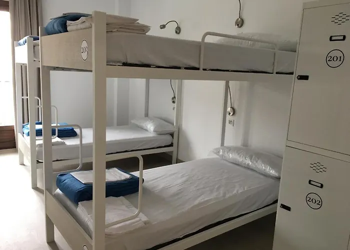 Palacio Real Hostel