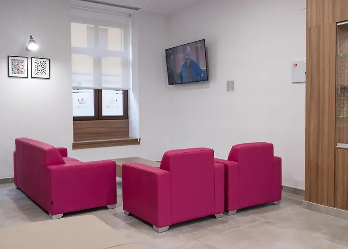 Palacio Real Hostel