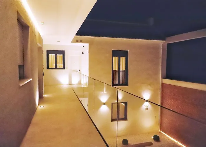 Medina Homes Puente Romano