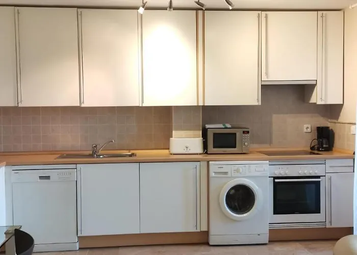 Apartamento espacioso con seis piscinas muy tranquilo y jardines cercano a la playa
