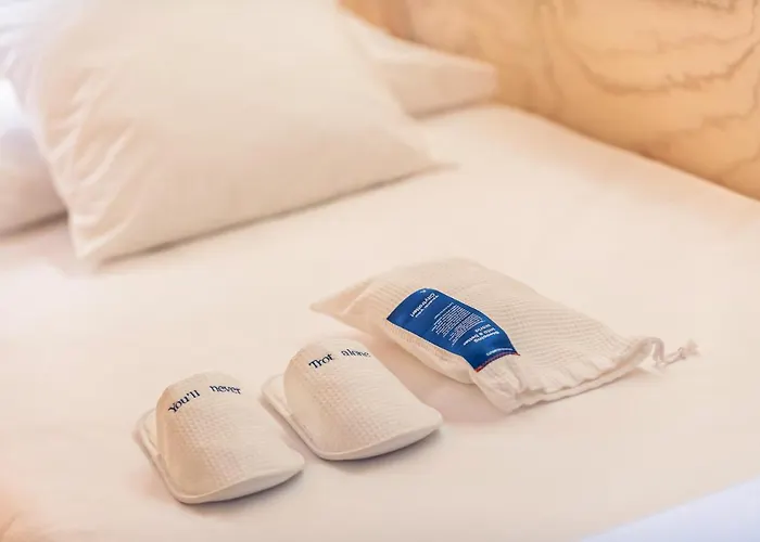 Colo Colo Hostel - Single Private Beds