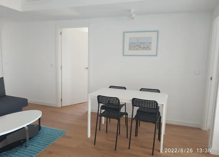 Bonito apartamento con piscina cerca de la playa.