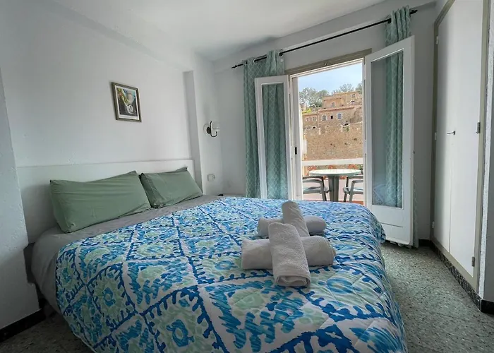 P&R Hostals Maria Rosa