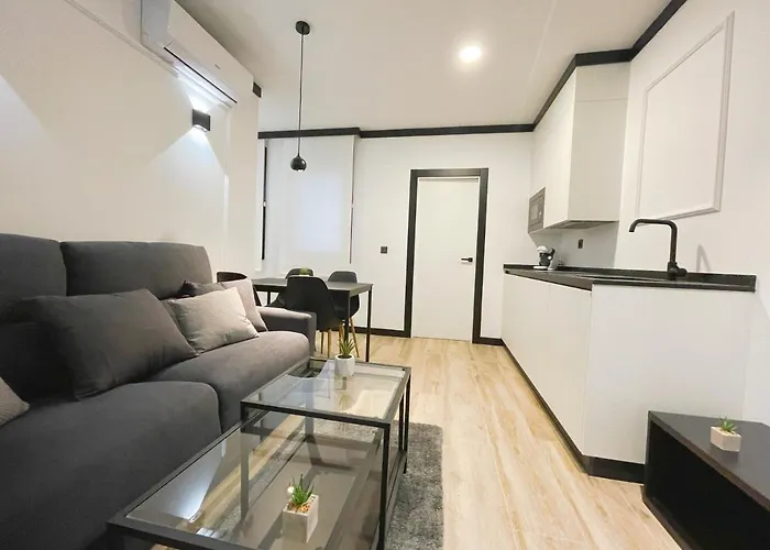 Apartamentos MK77 León - Lancia