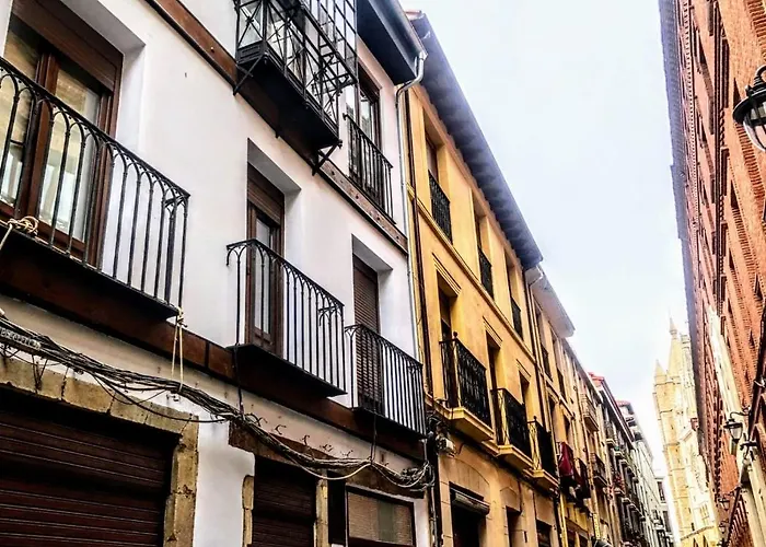 Suites Berrueta , Plaza Mayor By Albany