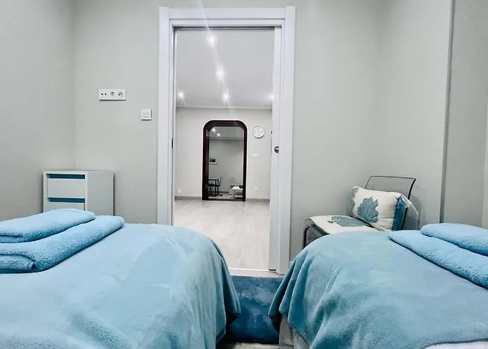 Apartamento adosado con terraza en Playa América, Nigrán