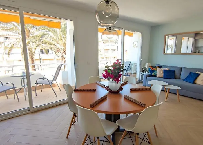 Sunny Beach View Duplex wWi-Fi Pool AC - Alojamientos La Torre